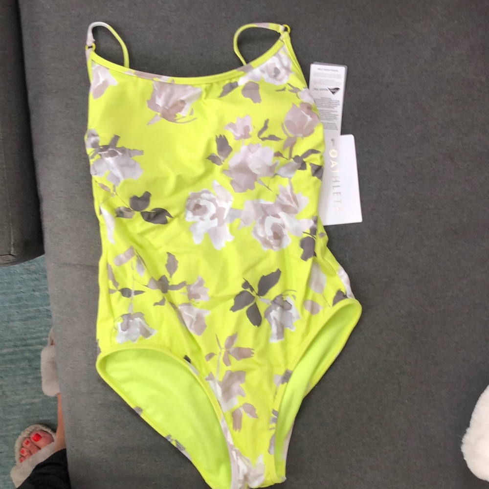 New Athleta bathing suit